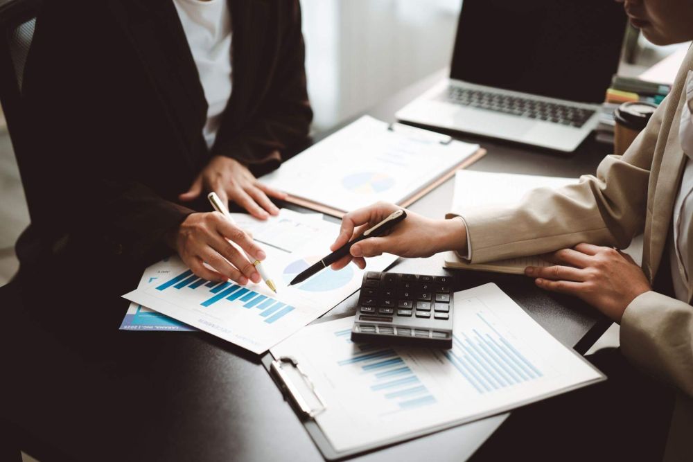 Client calculating LLC costs in Georgia